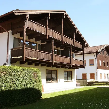 Semesteranläggning (resort) Alpina.7